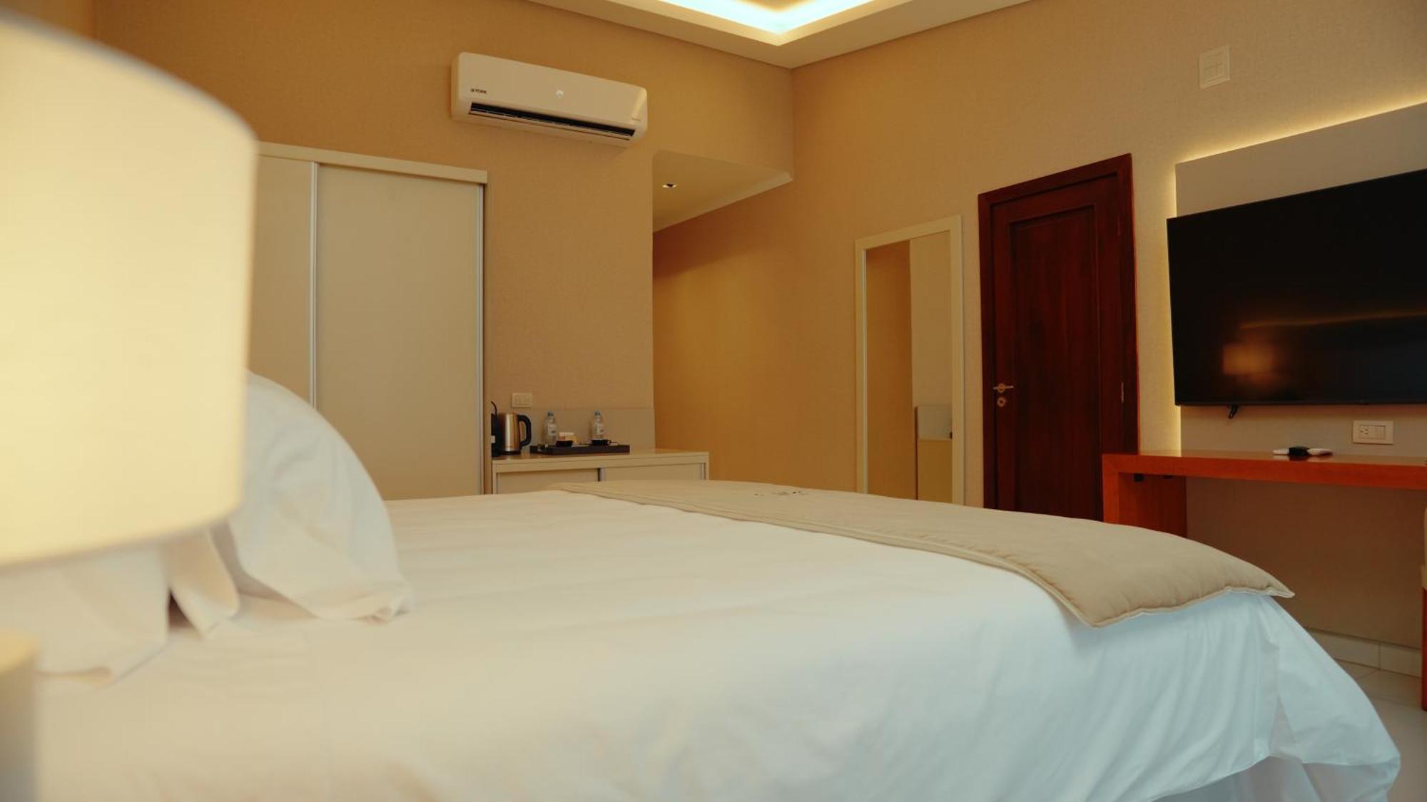 Ht Hotel Deluxe Resort & Spa ซานติอาโก เดล เอสเตโร ภายนอก รูปภาพ